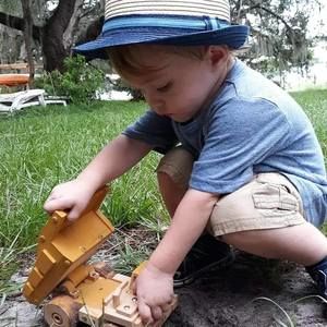 Meet your Posher, Edna